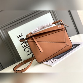Loewe Популярная модель Puzzle small