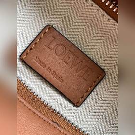 Loewe Популярная модель Puzzle small 