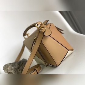 Loewe Хит продаж Puzzle small #Новые 