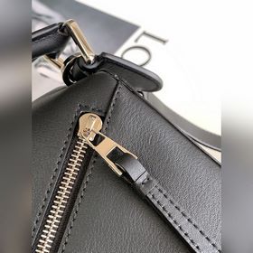Loewe Популярная модель Puzzle small 