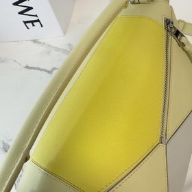 Новая модель Puzzle от Loewe отличаетс