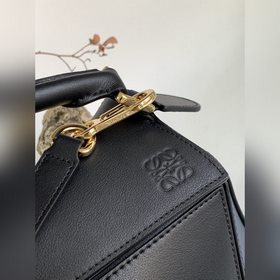 Loewe Популярная модель Puzzle small 