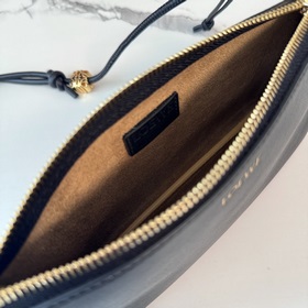Loewe  Клач Joya из кожи наппа с угло