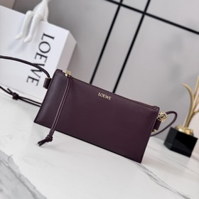Loewe  Клатч Joya из кожи наппа с угл