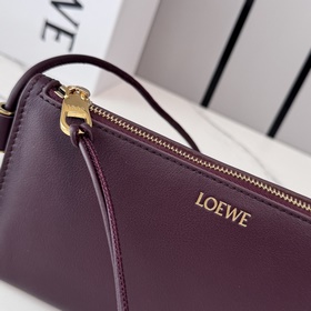 Loewe  Клатч Joya из кожи наппа с угл