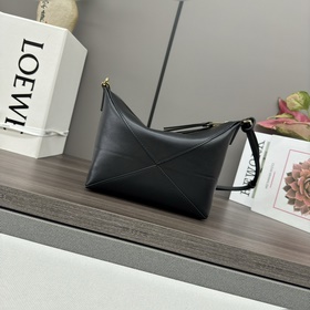 Новая сумка Puzzle Fold от Loewe предс