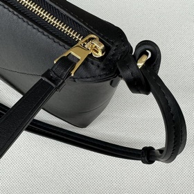 Новая сумка Puzzle Fold от Loewe предс