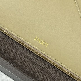 Новая сумка Puzzle Fold от Loewe предс