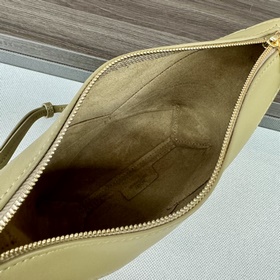 Новая сумка Puzzle Fold от Loewe предс