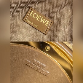 Loewe  Большая сумка-мешочек из гофри