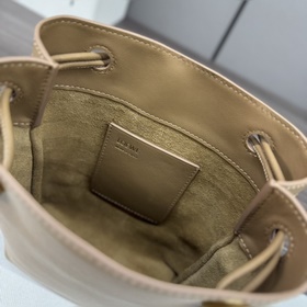 Loewe  Маленькая сумка из гладкой тел