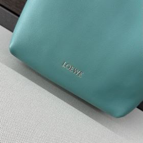 Loewe  Маленькая сумка из гладкой тел