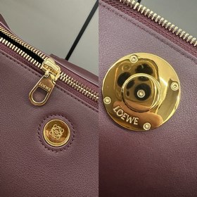 Loewe  Новая модель средней сумки Ma