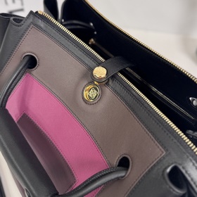 Loewe  Новая модель средней сумки Ma