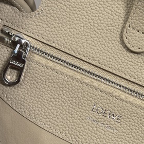 Loewe  Новая модель сумки Madrid из 