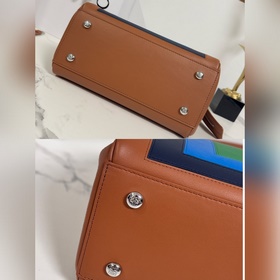 Loewe  Новая модель среднего размера 
