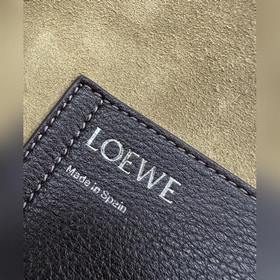 Средняя сумка Loewe Pebble Bucket из м