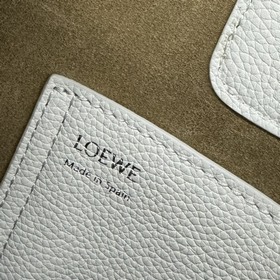 Сумка Loewe mini Pebble Bucket из мягк