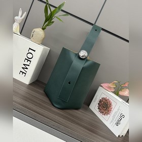 Средняя сумка-ведро Pebble Bucket от L