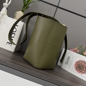 Средняя сумка-ведро Pebble Bucket от L