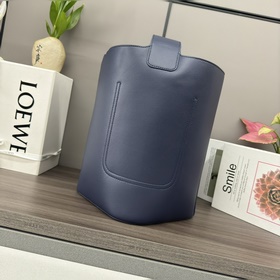 Средняя сумка-ведро Pebble Bucket от L