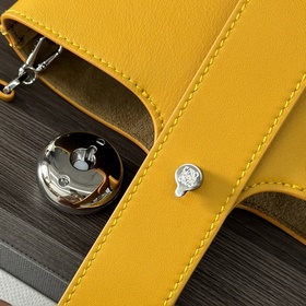 Сумка Loewe mini Pebble Bucket из мягк