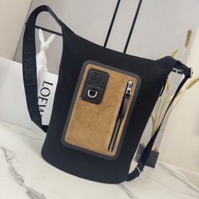 Loewe Сумка через плечо из канваса и