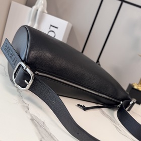 Loewe Мягкая кожа из телячьей кожи с