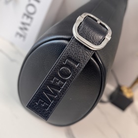 Loewe Мягкая кожа из телячьей кожи с 