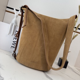 Loewe Средняя сумка-ведро Loop из за