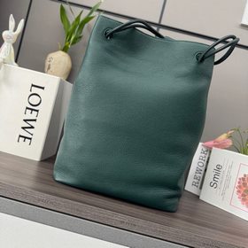 Loewe  Сумка Pebble Hobo из мягкой зе