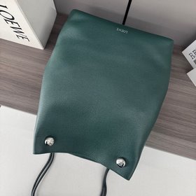 Loewe  Сумка Pebble Hobo из мягкой зе