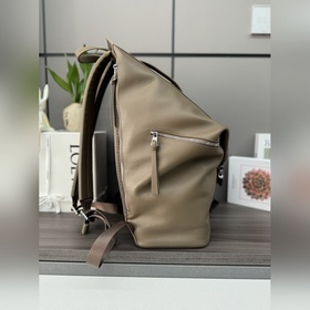 Loewe Большой рюкзак из натуральной к