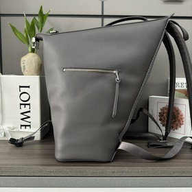 Loewe Большой рюкзак из натуральной к