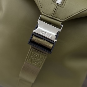 Loewe Большой рюкзак из натуральной к