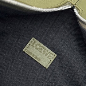 Loewe Большой рюкзак из натуральной к