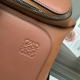 Loewe  Новая коллекция рюкзаков Goya