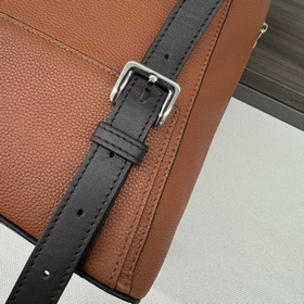 Loewe  Новая коллекция рюкзаков Goya