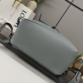 Loewe  Поступили новые рюкзаки  Рюк