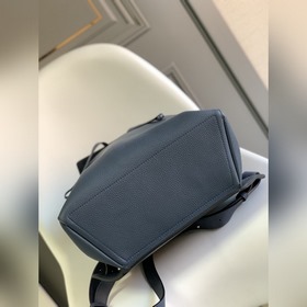 Loewe  Поступили новые рюкзаки. Это 
