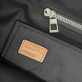 Loewe  Новая коллекция рюкзаков Goya