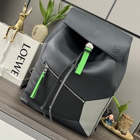 Loewe  Поступили новые рюкзаки  Рюк