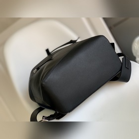 Loewe  Поступили новые рюкзаки  Рюк