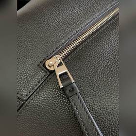 Loewe  Поступили новые рюкзаки  Рюк