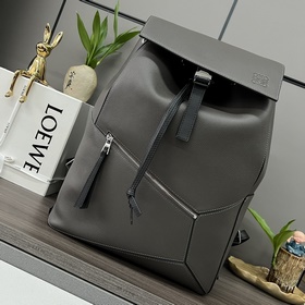 Loewe  Поступили новые рюкзаки  Рюк
