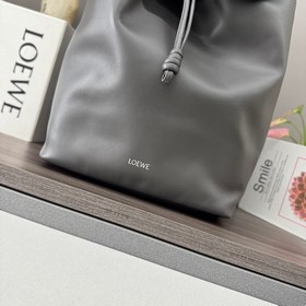 Новая модель рюкзака Flamenco от Loewe