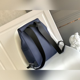 Loewe   Поступили новые рюкзаки  Рю
