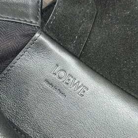 Новая модель рюкзака Flamenco от Loewe