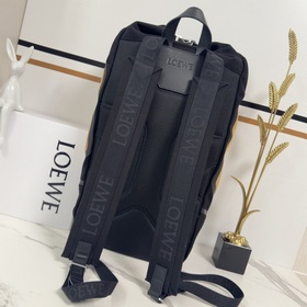 Loewe  Новая модель рюкзака Flex из