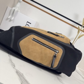 Loewe  Новая модель рюкзака Flex из